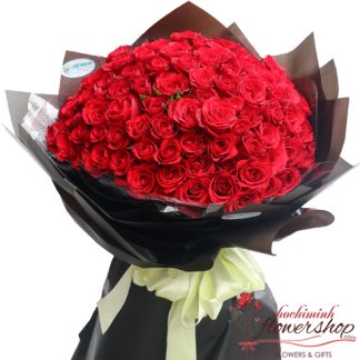 99 red roses bouquet in Hochiminh