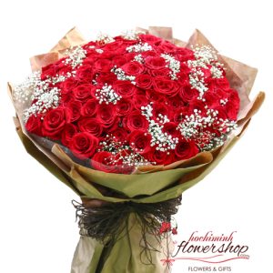 99 red roses with baby breath in Hochiminh