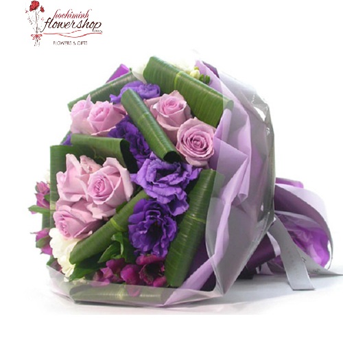 buy online romantic bouquet of purple rose