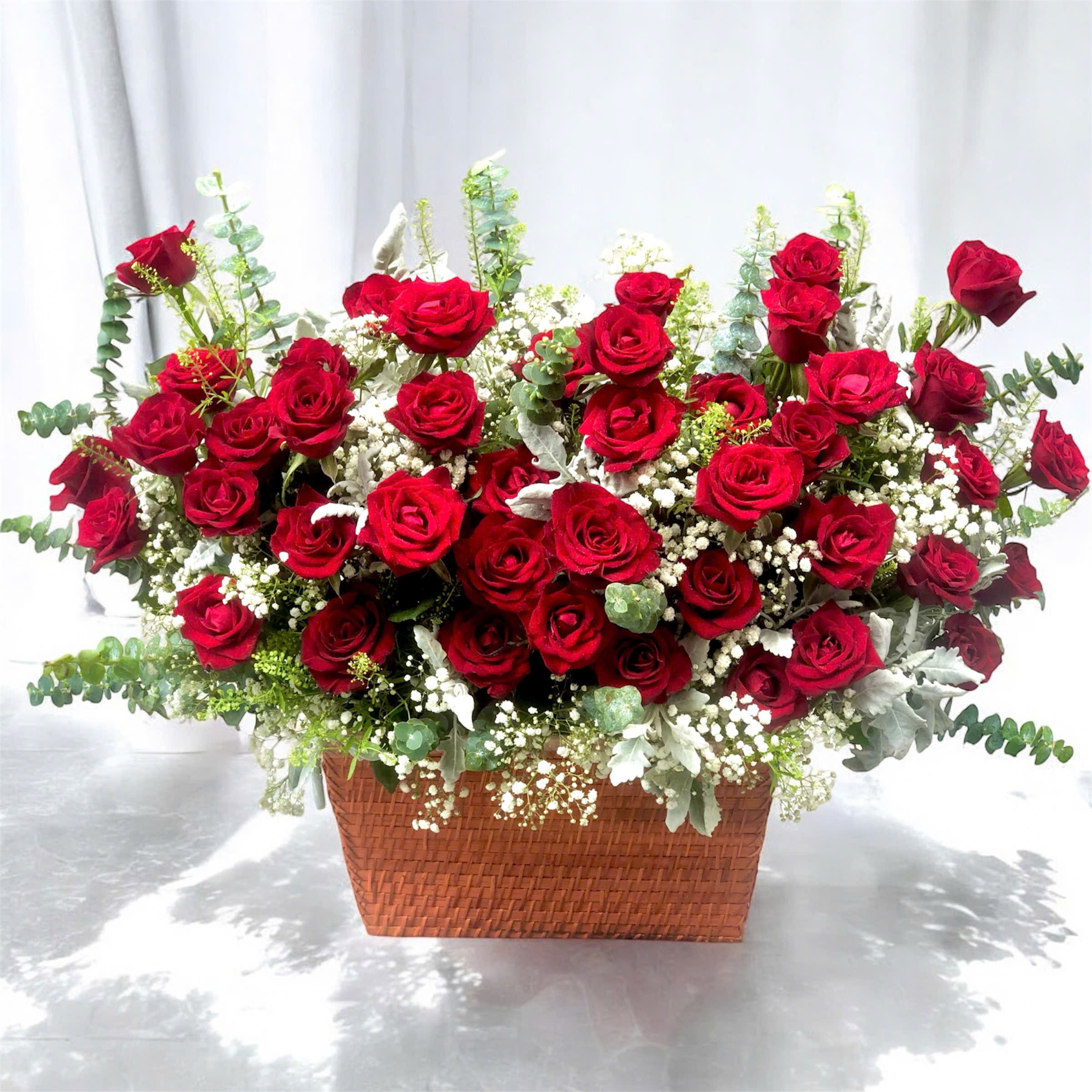Send flowers for birthday in Hochiminh