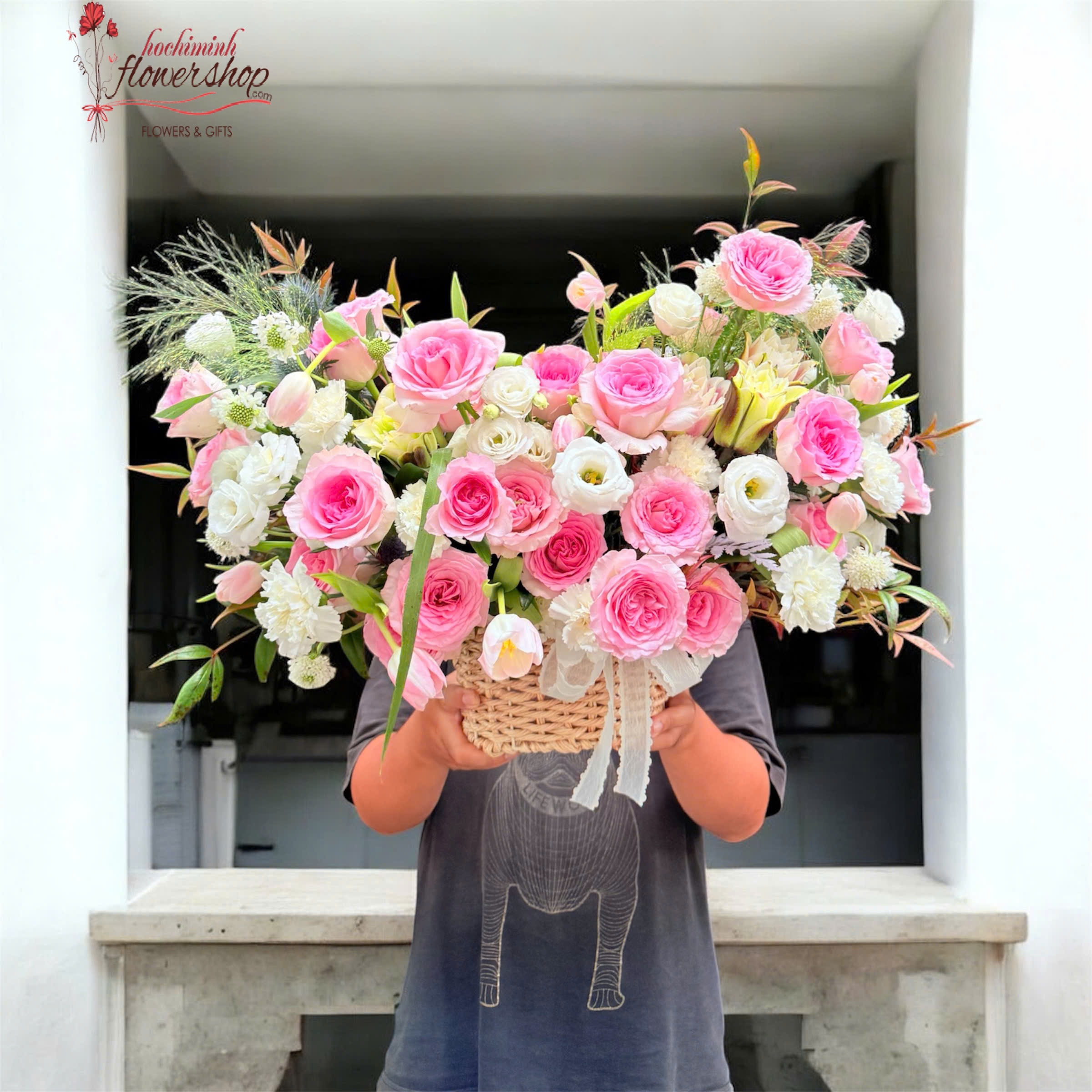 basket of roses as a gift for your girlfriend