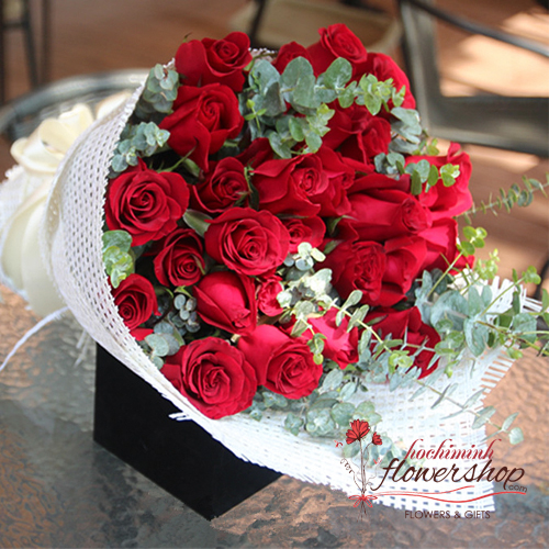 birthday flower free deliery in hochiminh city