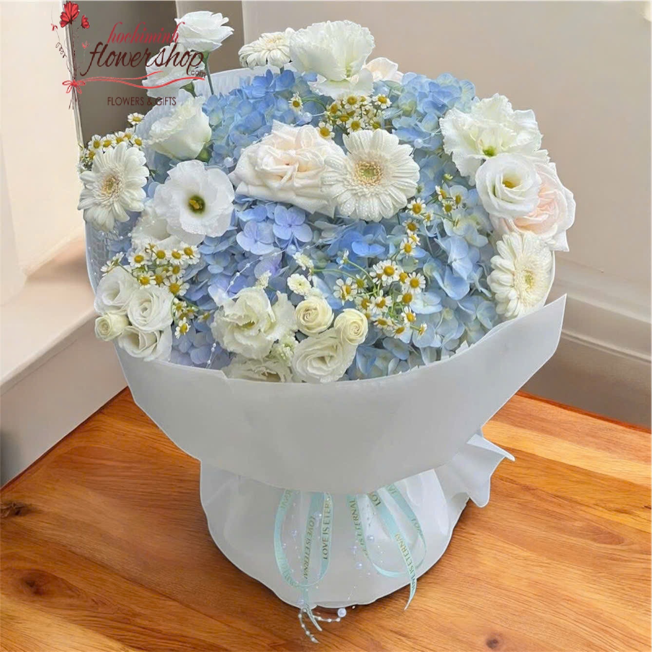 Bouquet blue flower free delivery