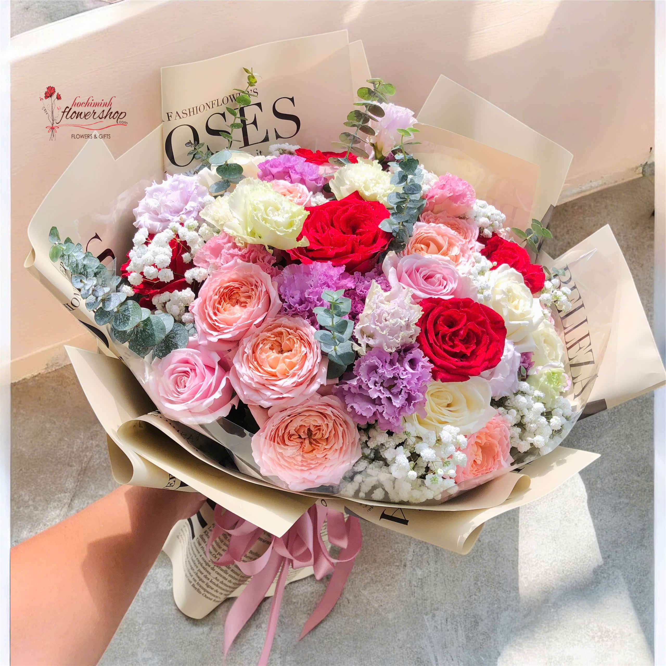bouquet of flowers symbolizing love, with harmonious colors delivery to day