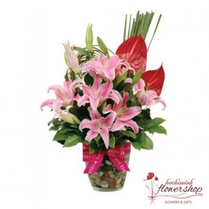 Flowers delivered in vase Hochiminh city