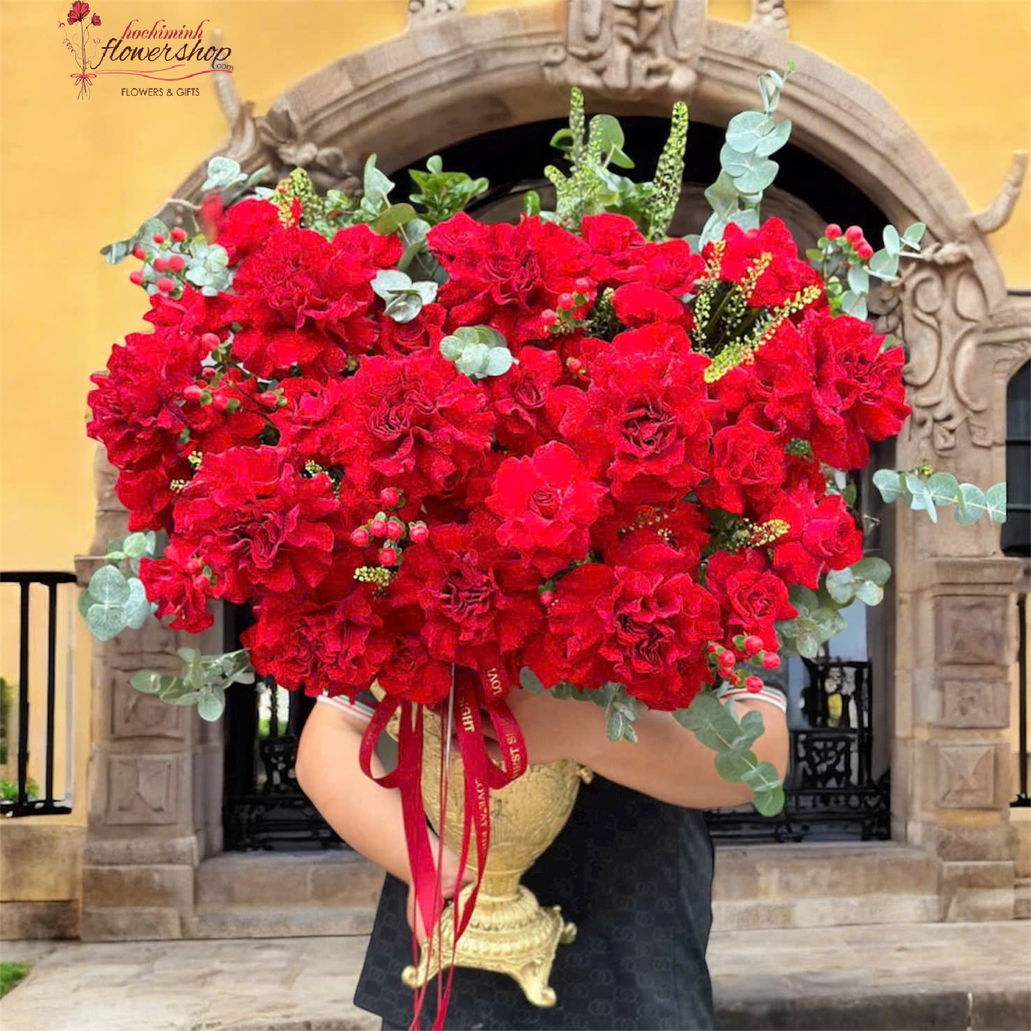 happy new year flowers in hcm