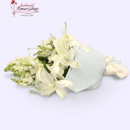 white flower bouquet beautiful delivery sameday in hochiminh