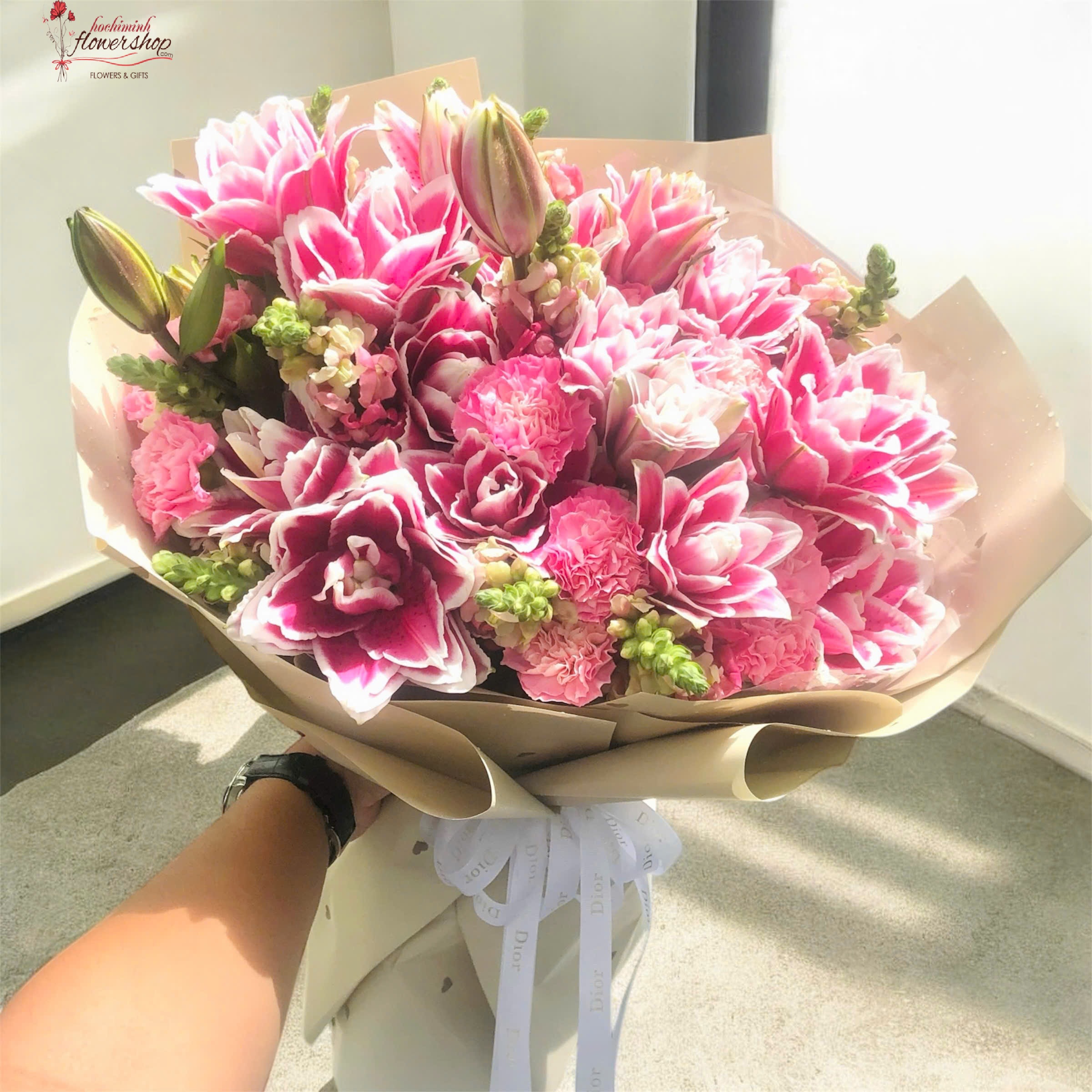 mixed flowers bouquet send to hcm