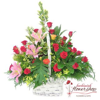 Red roses and pink lilies arrangement delivery samday