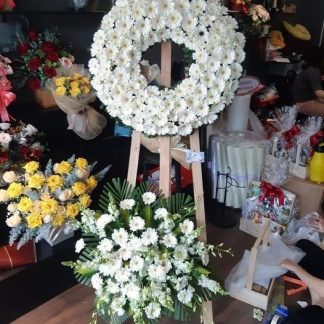 send sympathy flower to hochiminh online